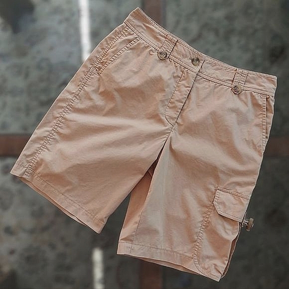 SPANNER light camel mid-rise 9.25" inseam cargo shorts size 2 - Picture 1 of 9